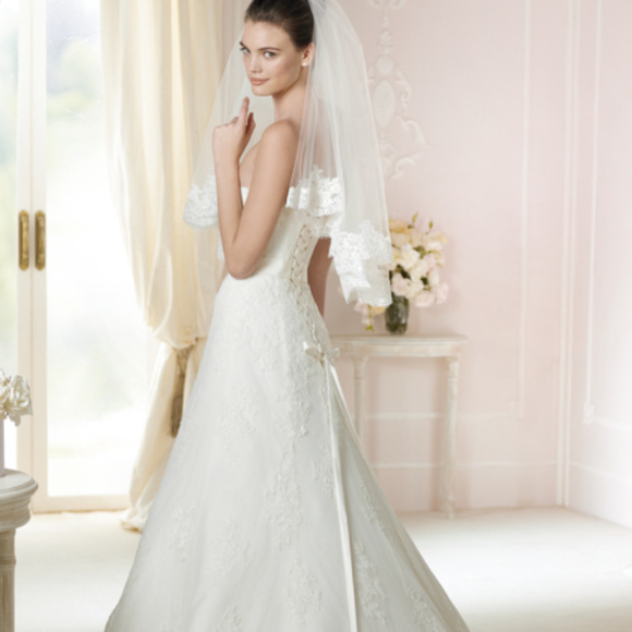 White One by Pronovias Wedding Dress Jaleah - Picture 2 of 8